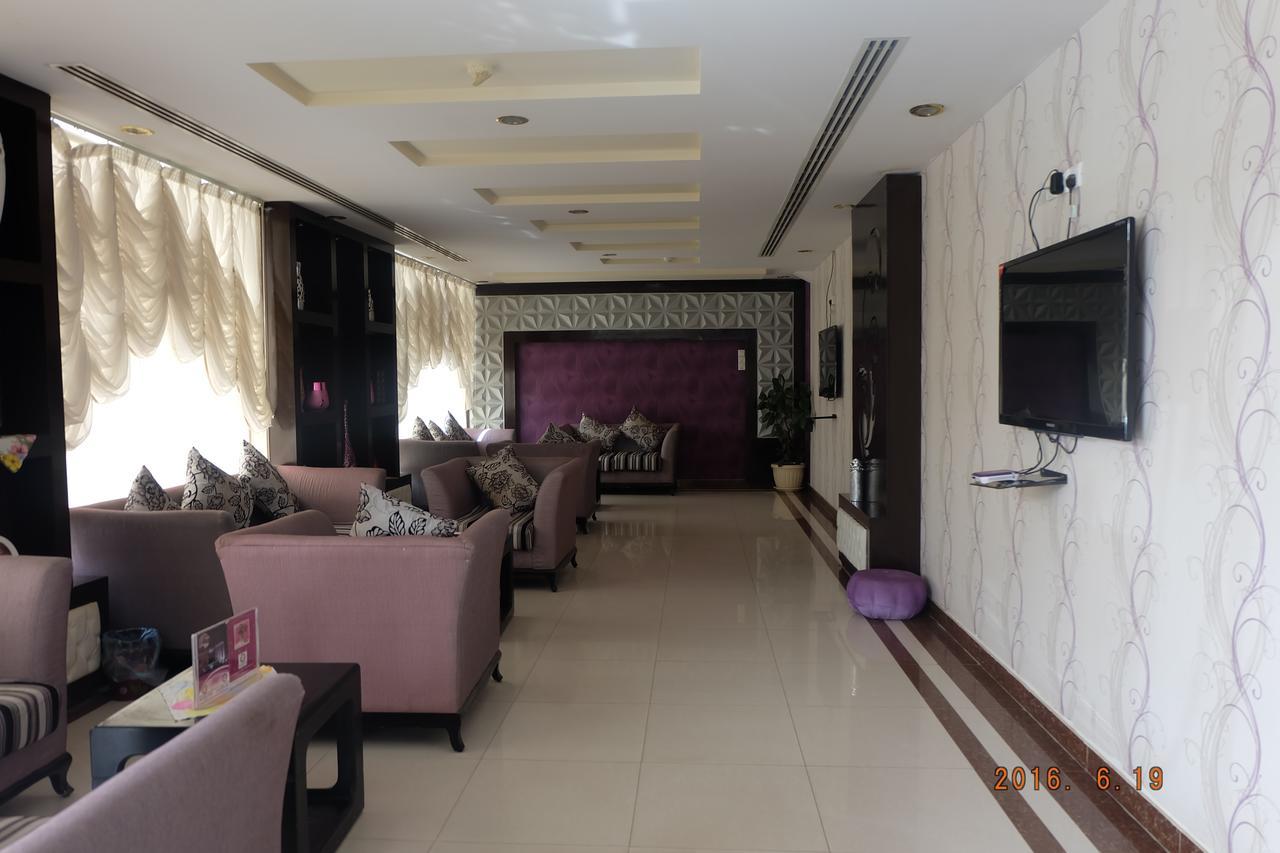 Talin Star Suites Riyadh Eksteriør bilde