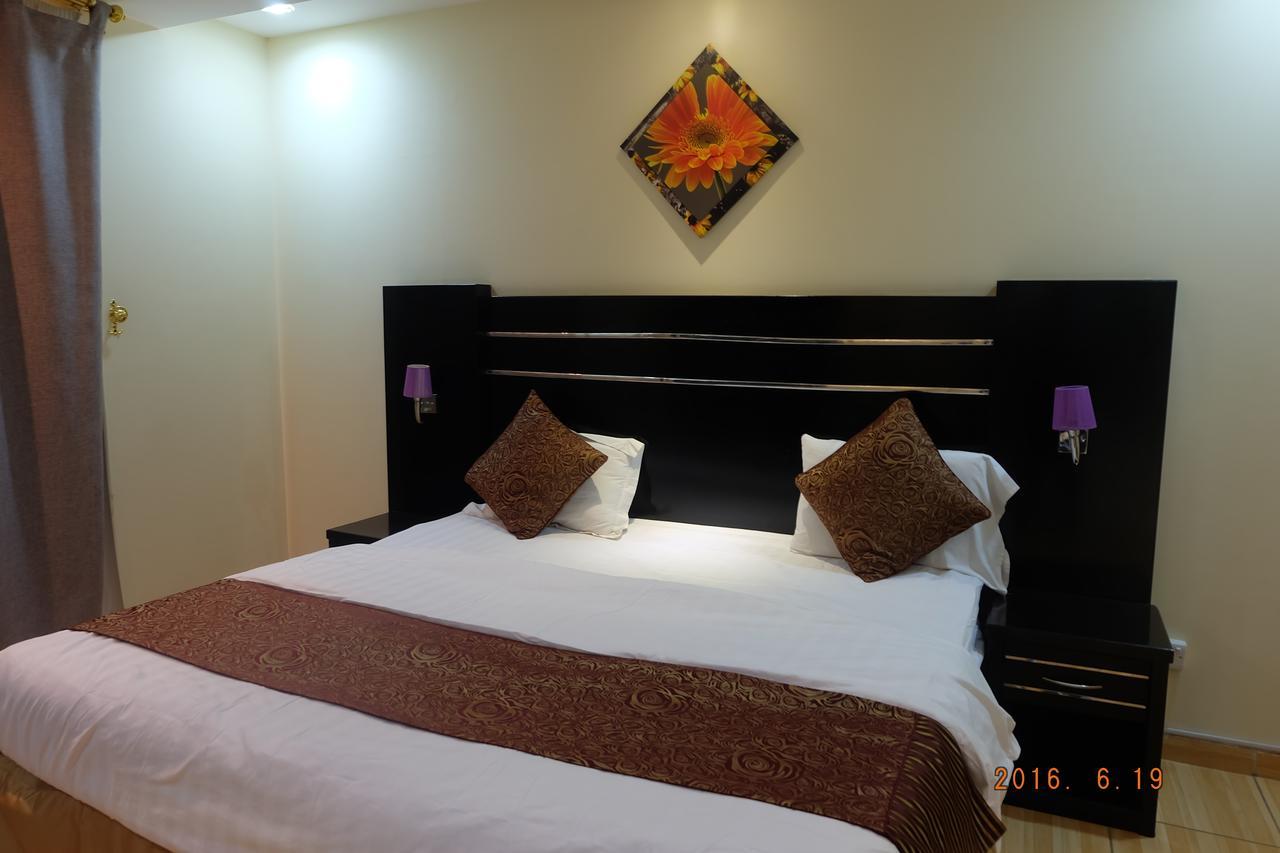 Talin Star Suites Riyadh Eksteriør bilde